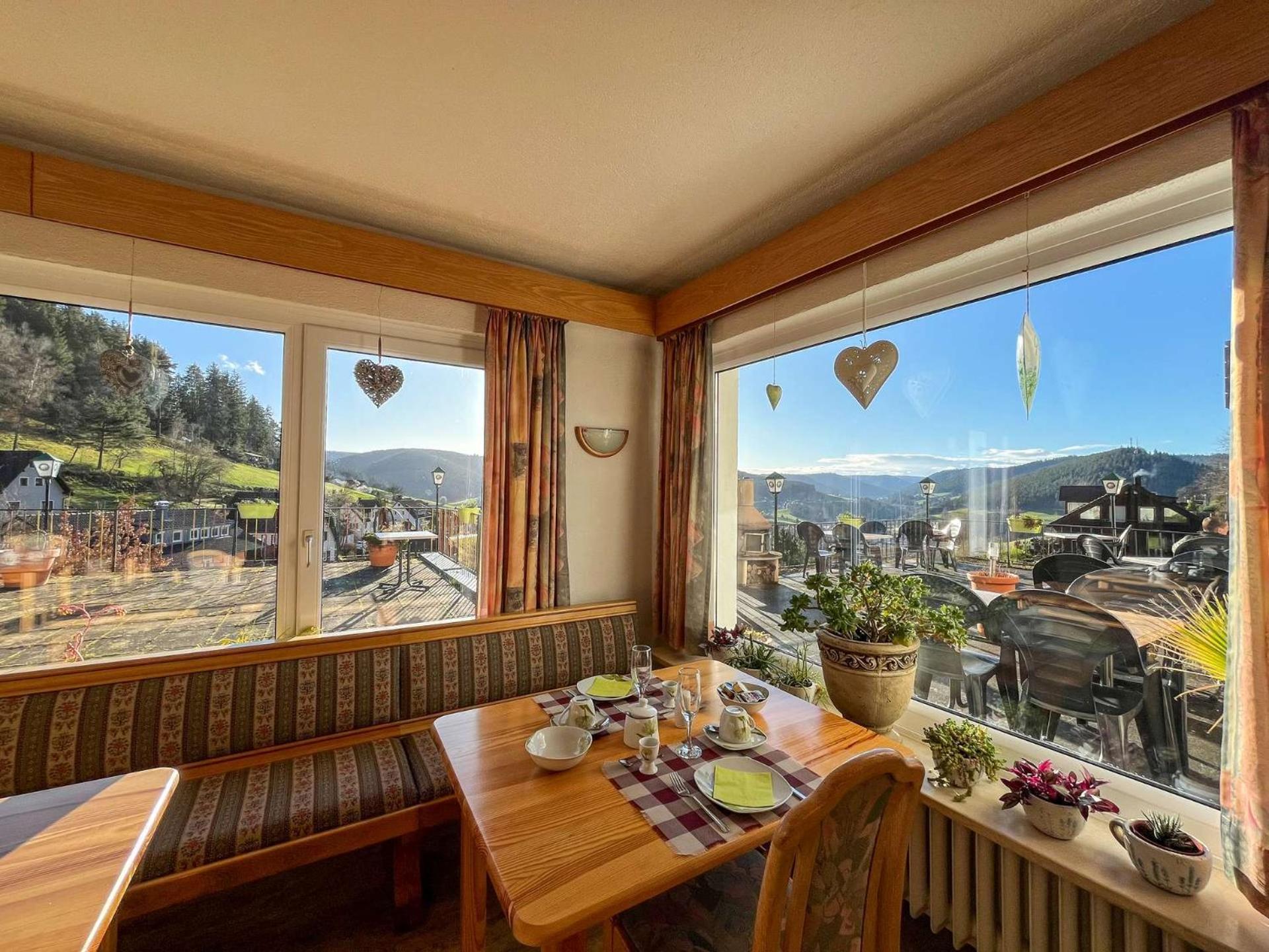 Talblick Affittacamere 3*